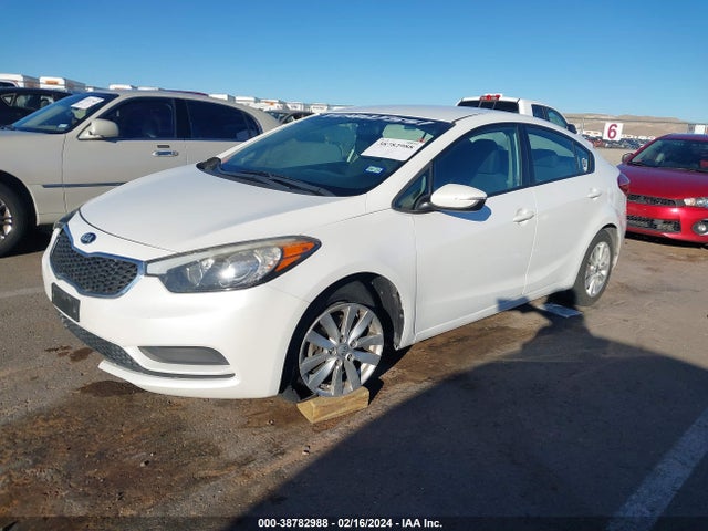 KIA FORTE LX 2014 KNAFX4A68E5179783 Image 2