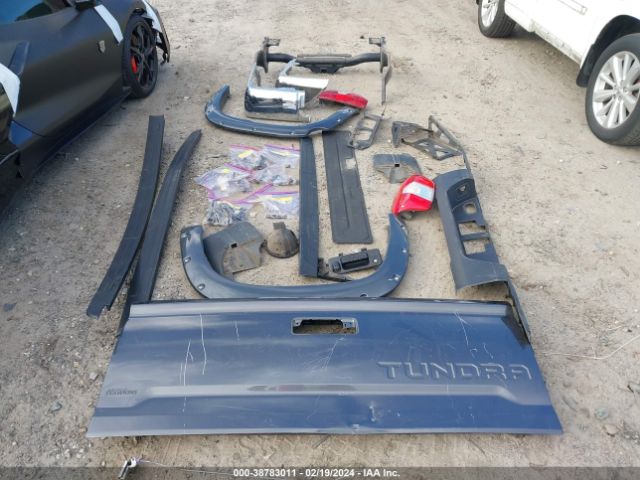 5TFRM5F18KX141112 Toyota Tundra Sr5 4.6l V8