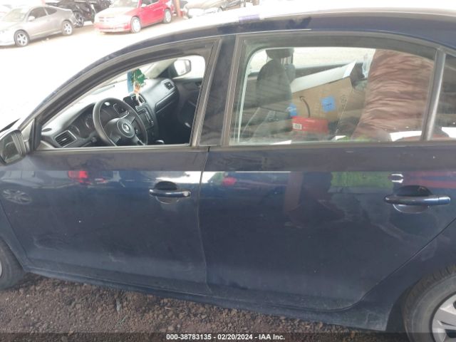 3VWLL7AJ8EM275072 Volkswagen Jetta 2.0l Tdi Value Edition