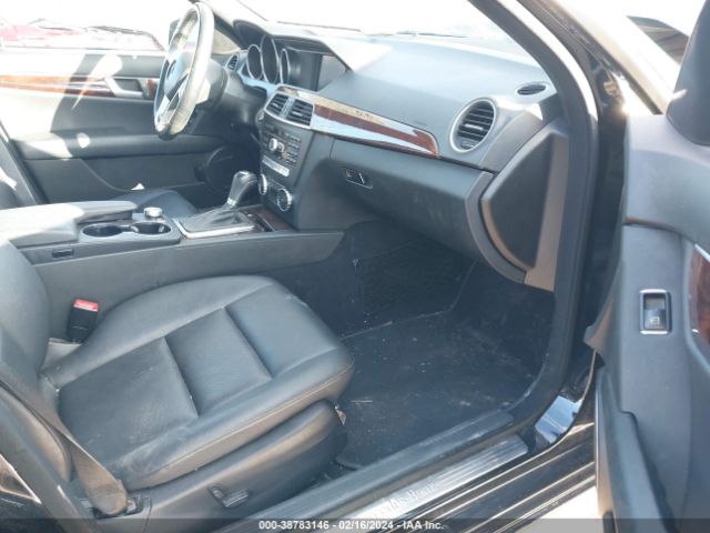 WDDGF8AB3EG176086 Mercedes-Benz C 300 Luxury 4matic/sport 4matic