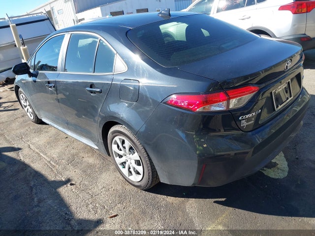 Toyota COROLLA LE 2021 5YFEPMAE9MP154186 Image 3