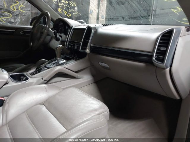 2011 PORSCHE CAYENNE HYBRID WP1AE2A24BLA92232 Photo 4