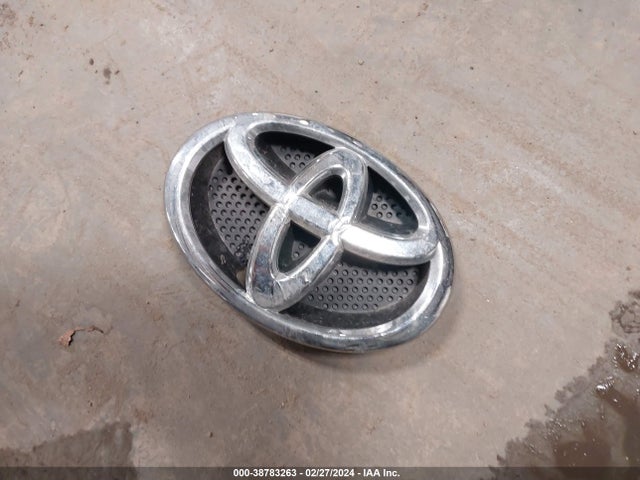 Toyota Rav4 Xle 2015 JTMRFREV5FD110400 Image 12