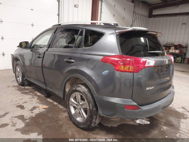 Toyota Rav4 Xle 2015 JTMRFREV5FD110400 Image 3