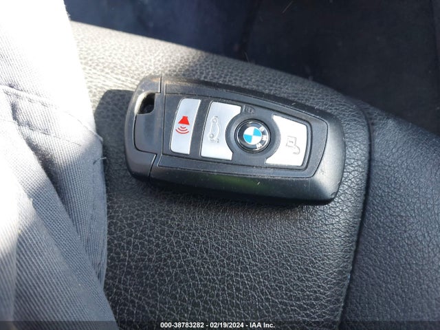 BMW 535i Xdrive 2014 WBA5B3C5XED538615 Image 11