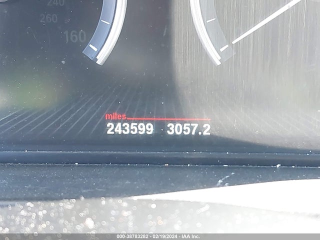 BMW 535i Xdrive 2014 WBA5B3C5XED538615 Image 7