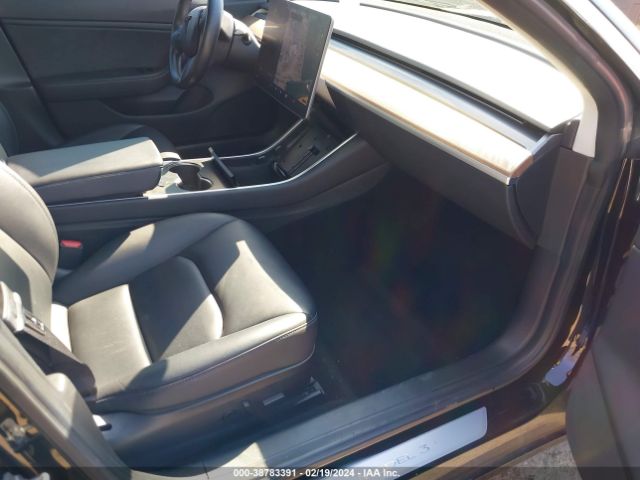 5YJ3E1EBXJF184719 Tesla Model 3 Long Range/performance
