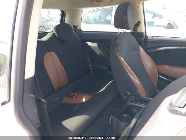 2011 MINI COOPER S WMWSV3C5XBTY10026 Photo 7