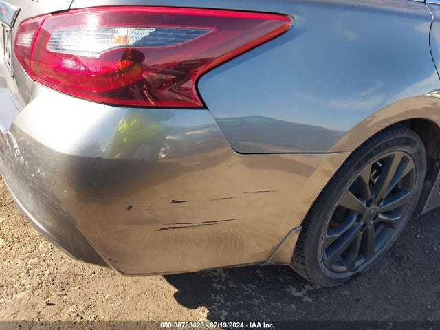 Nissan Altima 2.5 Sr 2017 1N4AL3AP9HC263077 Image 18
