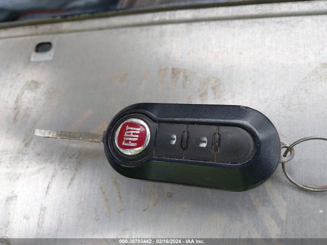 2012 FIAT 500 3C3CFFAR9CT385078 Photo 10