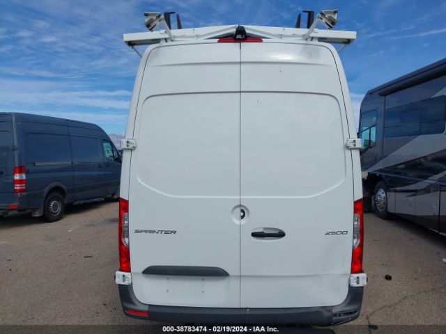 W1Y40CHY4NT090610 Mercedes-Benz Sprinter 2500 High Roof I4