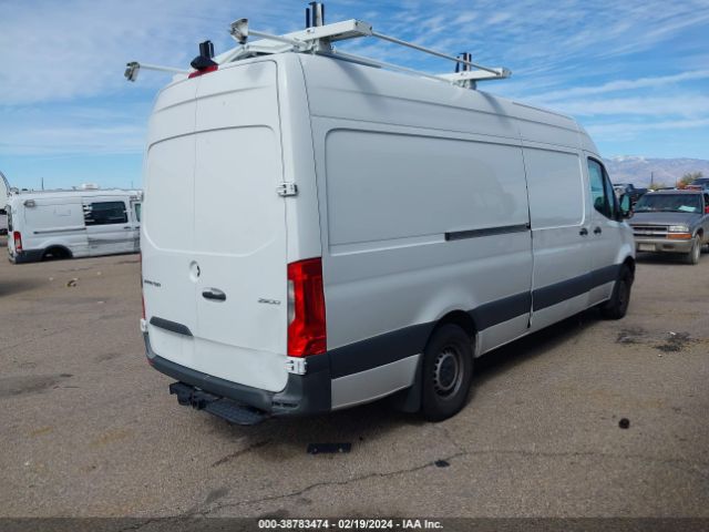 W1Y40CHY4NT090610 Mercedes-Benz Sprinter 2500 High Roof I4