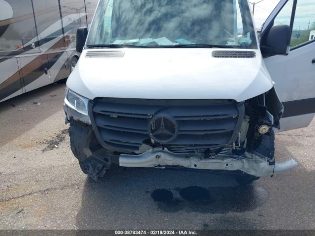 W1Y40CHY4NT090610 Mercedes-Benz Sprinter 2500 High Roof I4