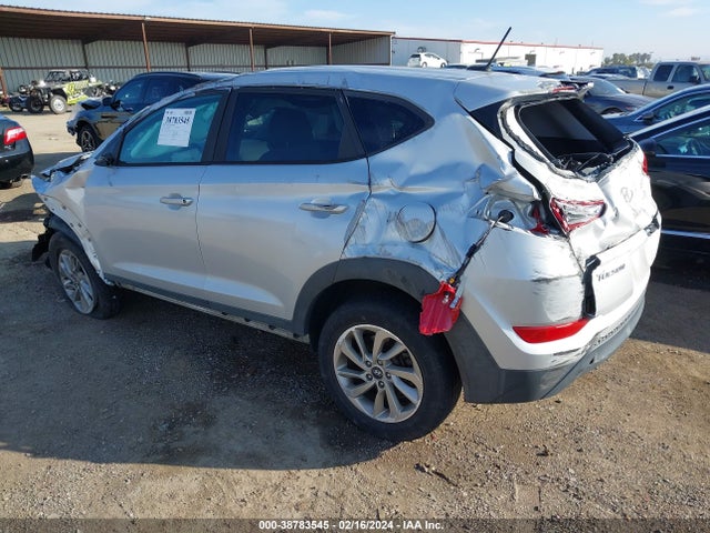 2016 HYUNDAI TUCSON SE VIN: KM8J23A43GU044901