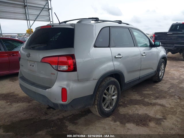 KIA SORENTO LX 2014 5XYKT4A6XEG436186 Image 4