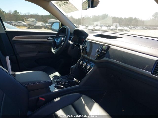 1V2AR2CA9NC548156 Volkswagen Atlas 3.6l V6 Sel R-line