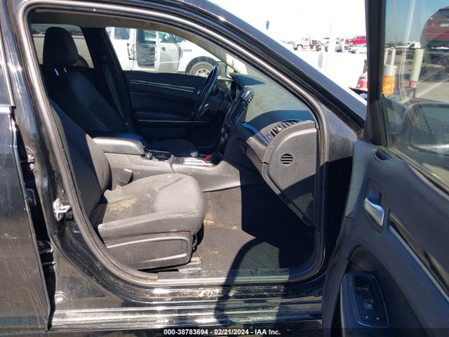 Chrysler 300 Touring 2018 2C3CCAAG9JH190727 Image 5