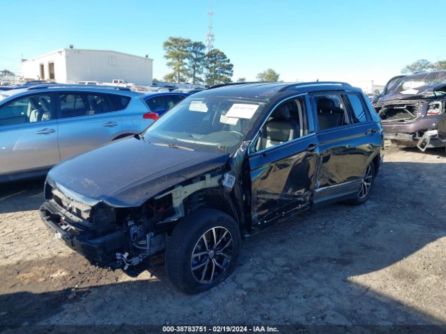 3VV3B7AX5MM046116 Volkswagen Tiguan 2.0t Se/2.0t Se R-line Black/2.0t Sel
