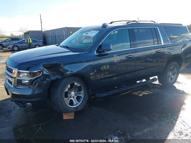Chevrolet Suburban Lt 2019 1GNSKHKC8KR218525 Image 2