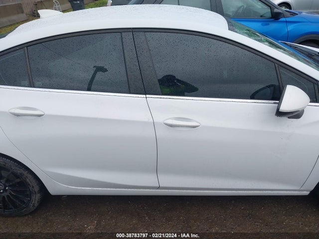 2019 CHEVROLET CRUZE LT VIN: 1G1BE5SM2K7146183