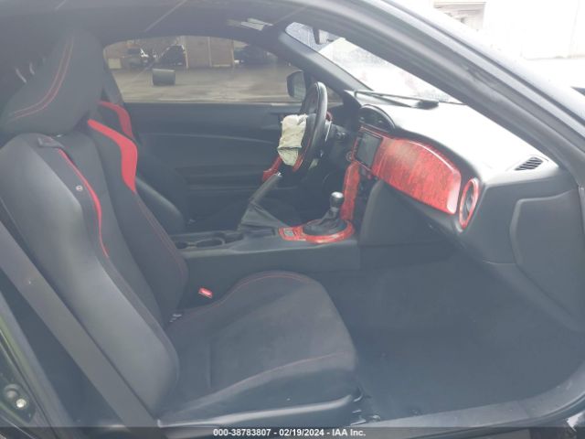 JF1ZNAA11G8707017 Scion FR-S