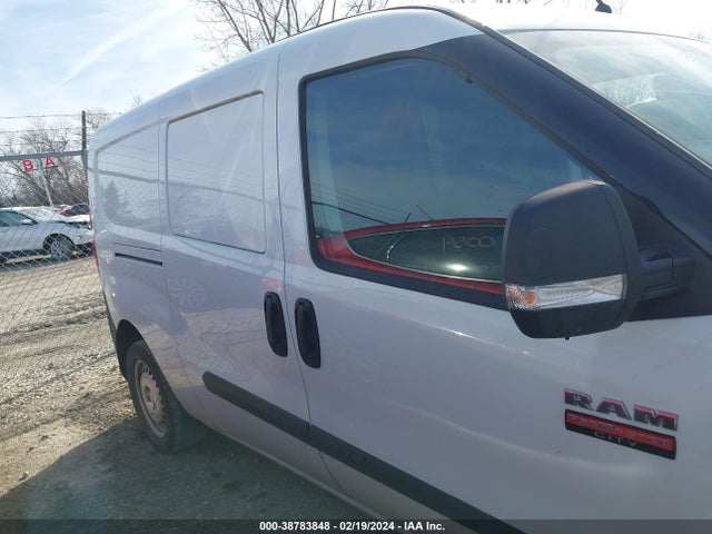 RAM Promaster City Tradesman 2018 ZFBERFAB5J6H41053 Image 13