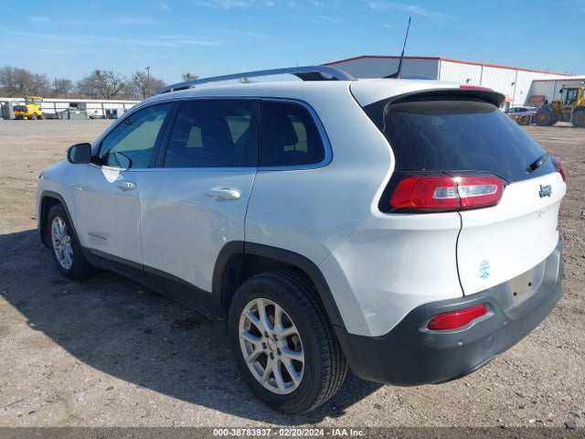 1C4PJLCB7HW607709 Jeep Cherokee Latitude Fwd