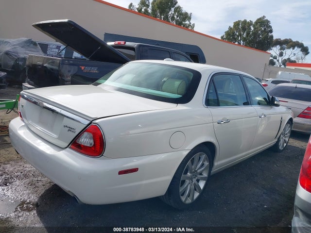 2008 JAGUAR XJ SAJWA82B38SH28257 Photo 3