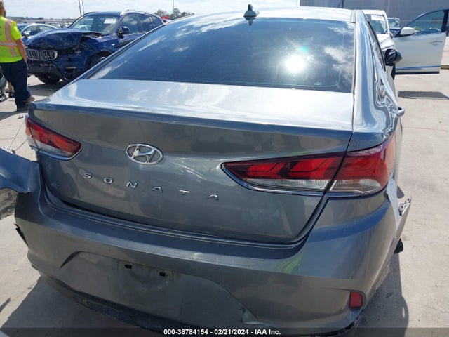 Hyundai SONATA SE 2019 5NPE24AF2KH751908 Image 17