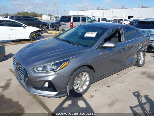Hyundai SONATA SE 2019 5NPE24AF2KH751908 Image 2