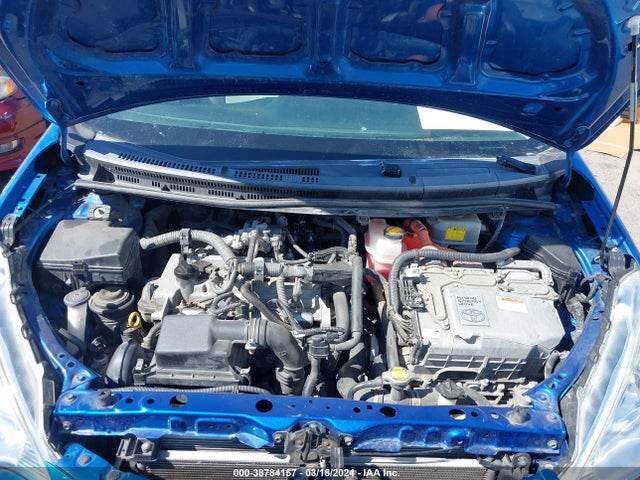 Toyota Prius C One 2014 JTDKDTB31E1562917 Image 10