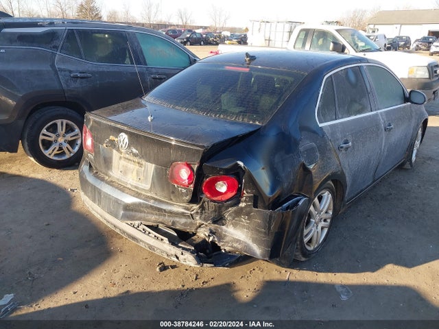 2009 VOLKSWAGEN JETTA TDI VIN: 3VWRL71K79M054152