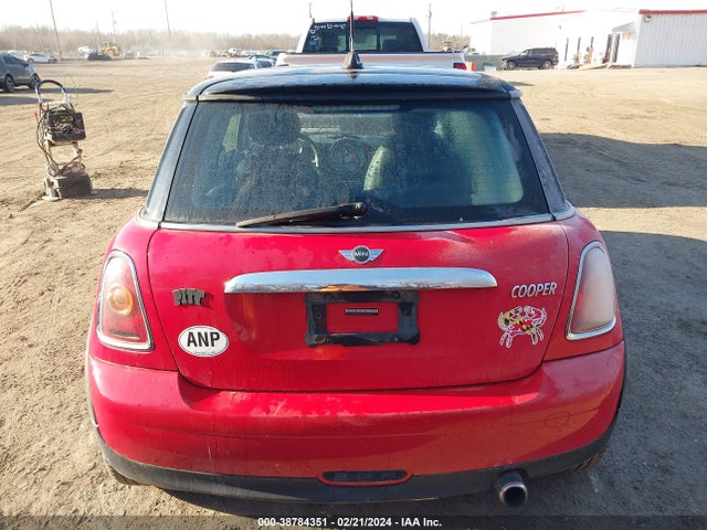 2009 MINI COOPER WMWMF33539TT69923 Photo 5