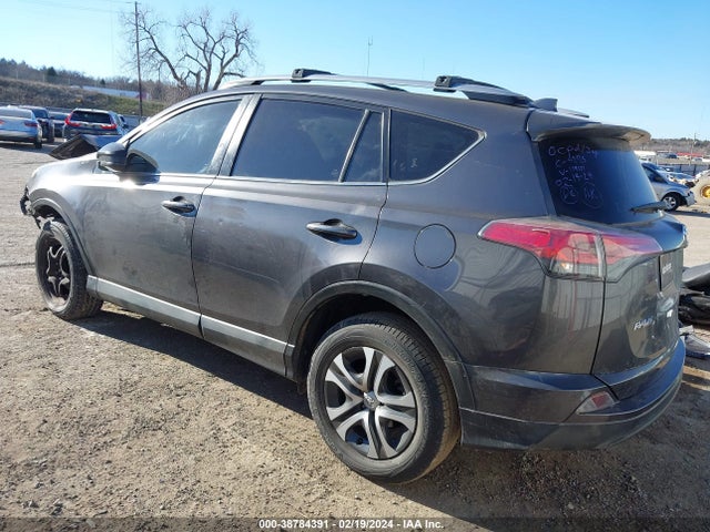 Toyota RAV4 LE 2017 JTMZFREV0HJ119171 Image 3