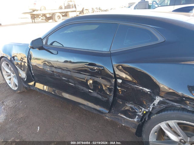 Chevrolet Camaro 2lt 2018 1G1FD1RS7J0124527 Image 14