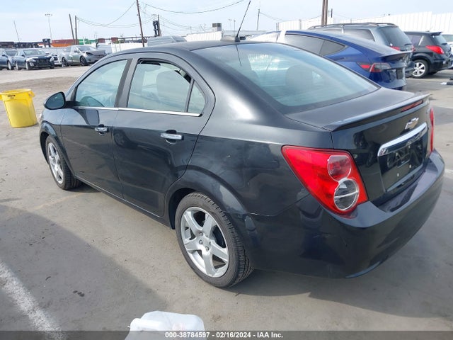Chevrolet Sonic Ltz Auto 2015 1G1JE5SB4F4126132 Image 3