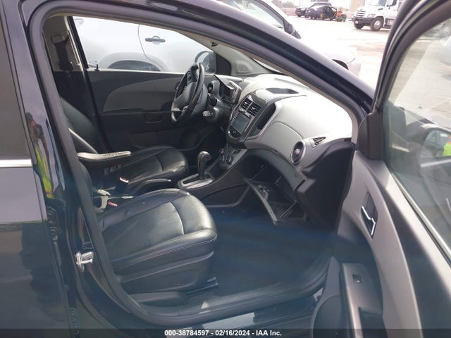 Chevrolet Sonic Ltz Auto 2015 1G1JE5SB4F4126132 Image 5