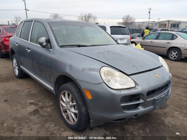 2004 PORSCHE CAYENNE WP1AB29P74LA63447 Photo 0