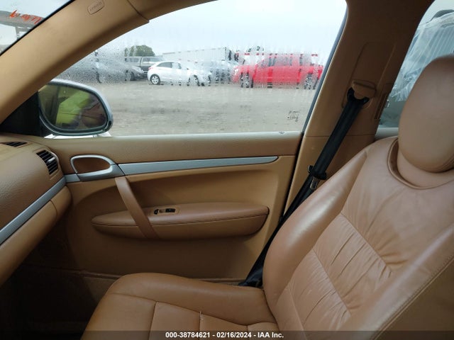 2004 PORSCHE CAYENNE WP1AB29P74LA63447 Photo 4