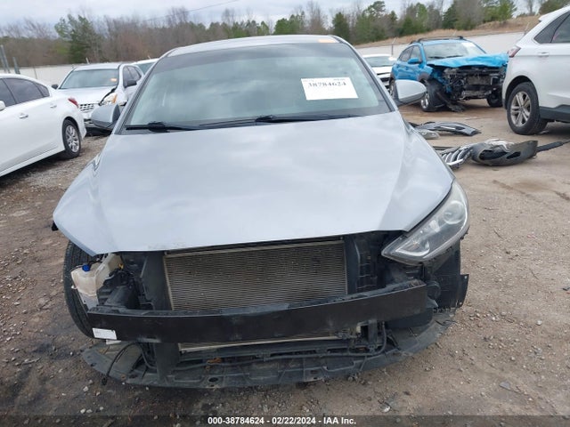 Hyundai ELANTRA SE 2017 5NPD74LF5HH194771 Image 13