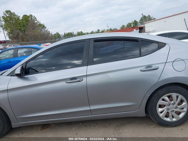 Hyundai ELANTRA SE 2017 5NPD74LF5HH194771 Image 15
