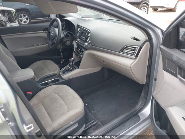 Hyundai ELANTRA SE 2017 5NPD74LF5HH194771 Image 5