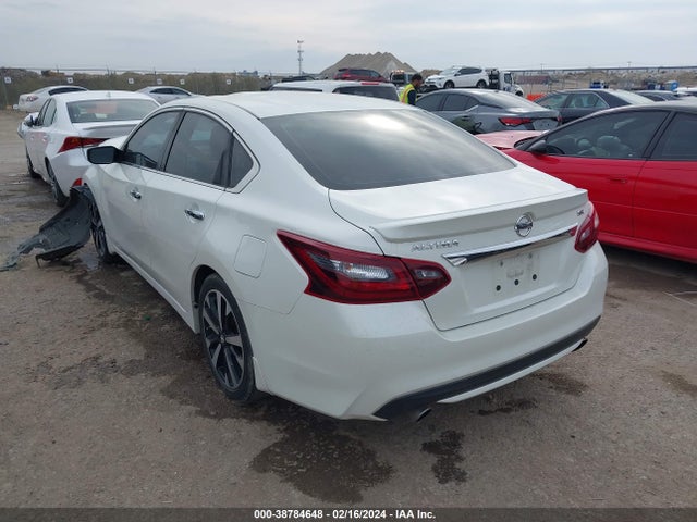 Nissan Altima 2.5 Sr 2018 1N4AL3AP9JC154012 Image 3
