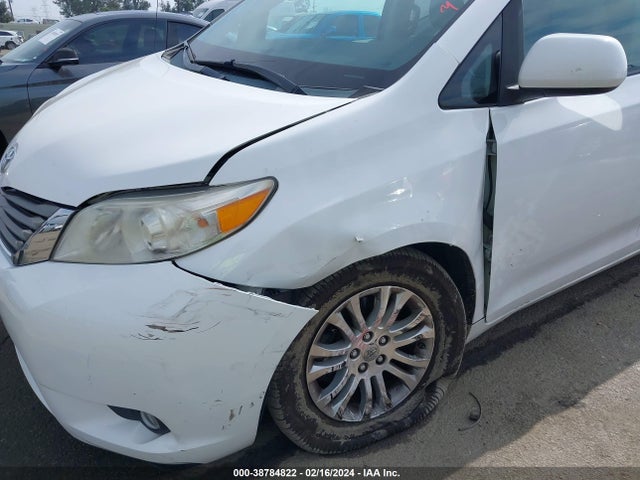 2012 TOYOTA SIENNA XLE V6 8 PASSENGER VIN: 5TDYK3DC1CS274182