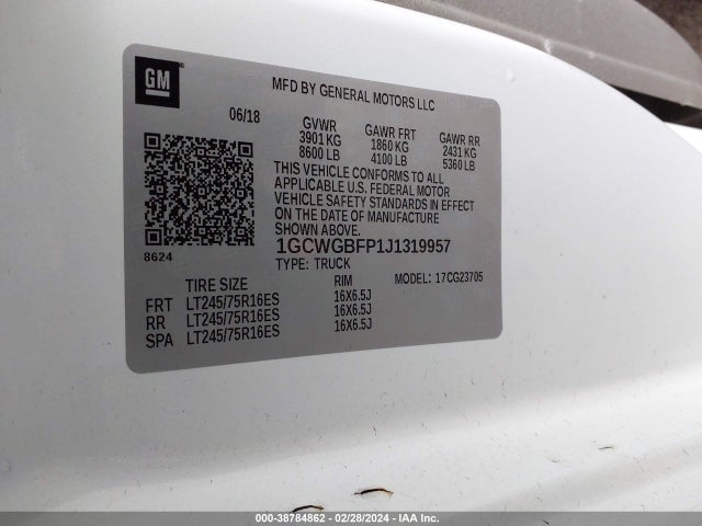 Chevrolet Express 2500 Work Van 2018 1GCWGBFP1J1319957 Image 9