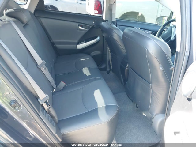 Toyota Prius Four 2014 JTDKN3DU8E0375831 Image 8
