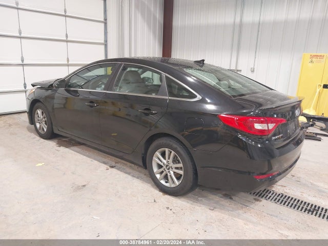 2017 HYUNDAI SONATA SE VIN: 5NPE24AF2HH469101