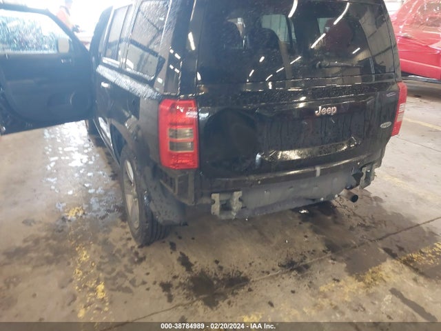 1C4NJPFA8FD400742 Jeep Patriot High Altitude Edition