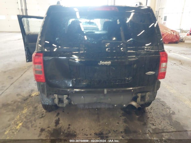 1C4NJPFA8FD400742 Jeep Patriot High Altitude Edition