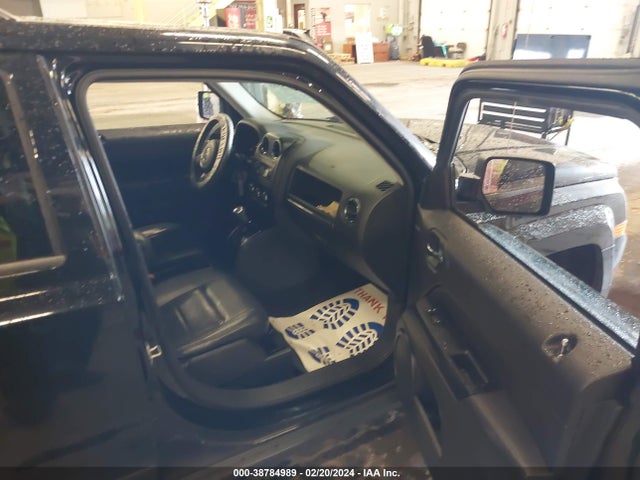 1C4NJPFA8FD400742 Jeep Patriot High Altitude Edition